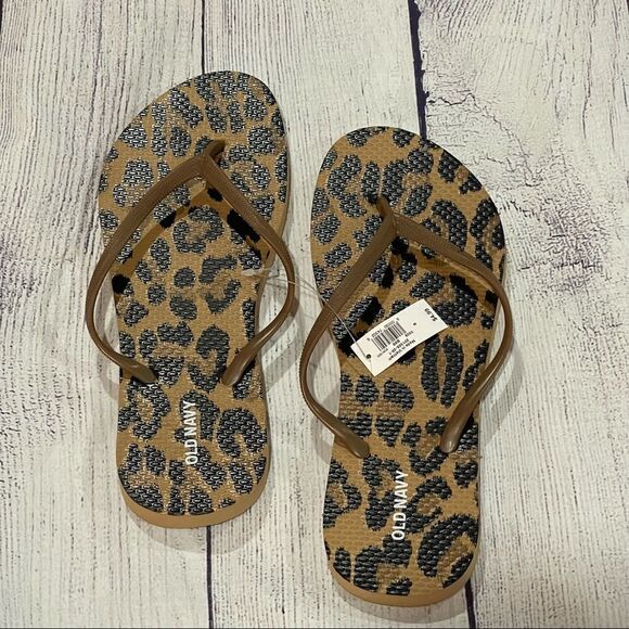 Old Navy Tank Top & Flip Flop Bundle ⚡️ - Picture 2 of 12